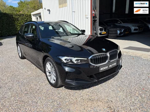 BMW 3-serie Touring 318i NW MODEL &euro; 23.945 INCL. BTW DUITSE PAPIEREN