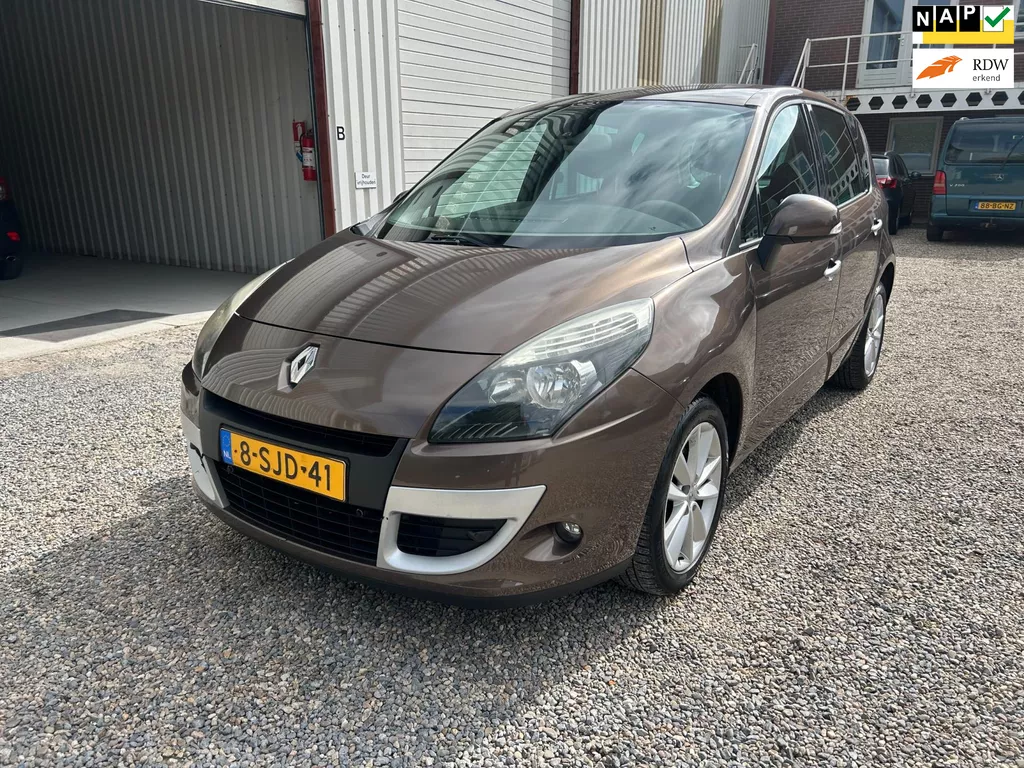 Renault Sc&eacute;nic 2.0 Privilege Leer Navi