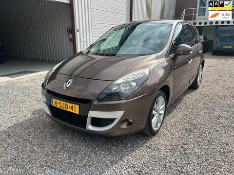 Renault Sc&eacute;nic 2.0 Privilege Leer Navi